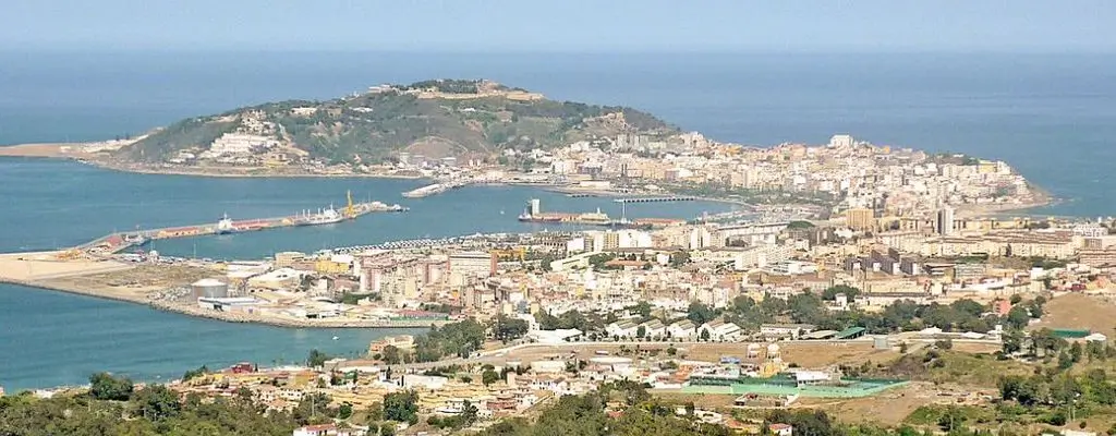 een iconisch uitzicht op van Ceuta